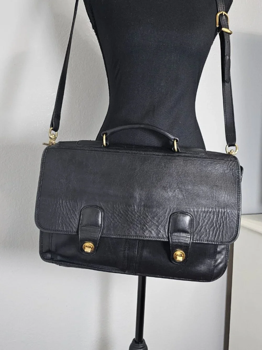 Coach Vintage Black Leather Messenger/Briefcase Bag Rare Dual Twist-Lock Closure